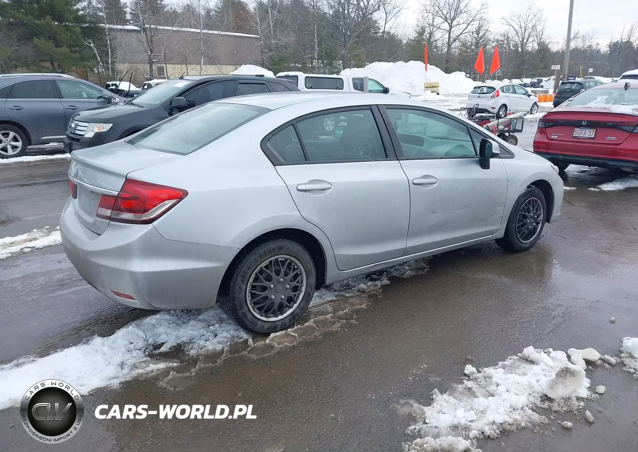 2013 Honda Civic Lx VIN:2HGFB2F5XDH538906 - 4