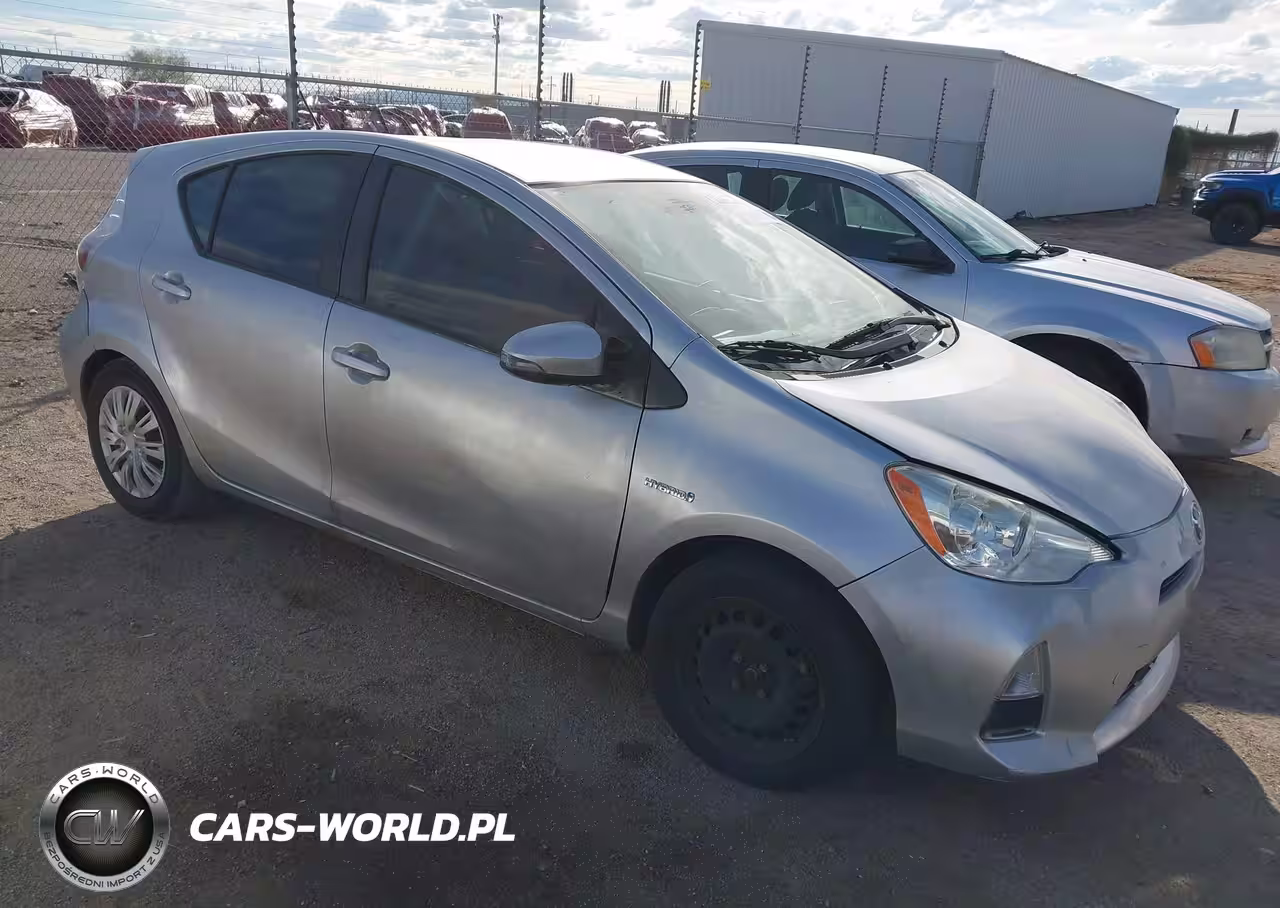 2014 Toyota Prius C Two