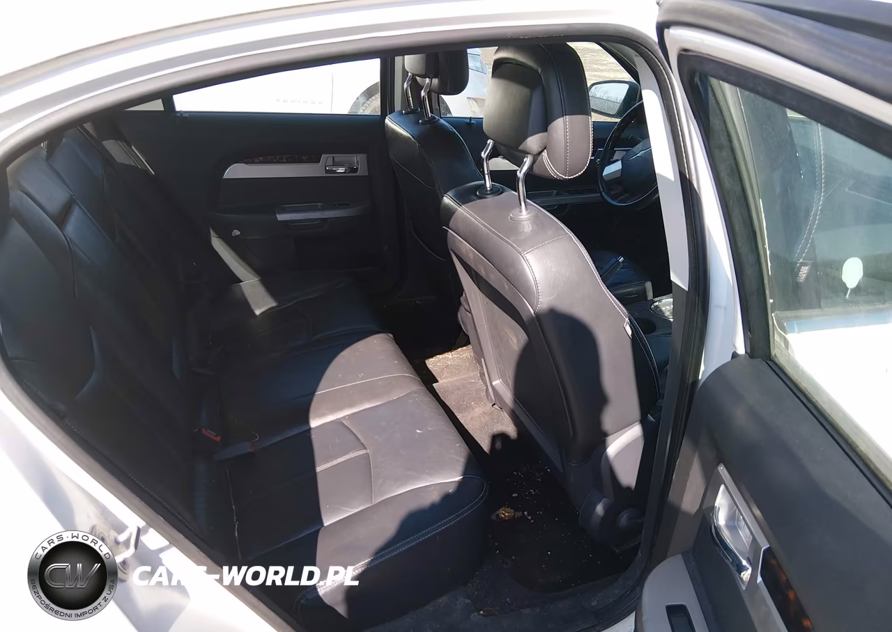 2010 Chrysler Sebring Limited VIN:1C3CC5FB6AN117066 - 8
