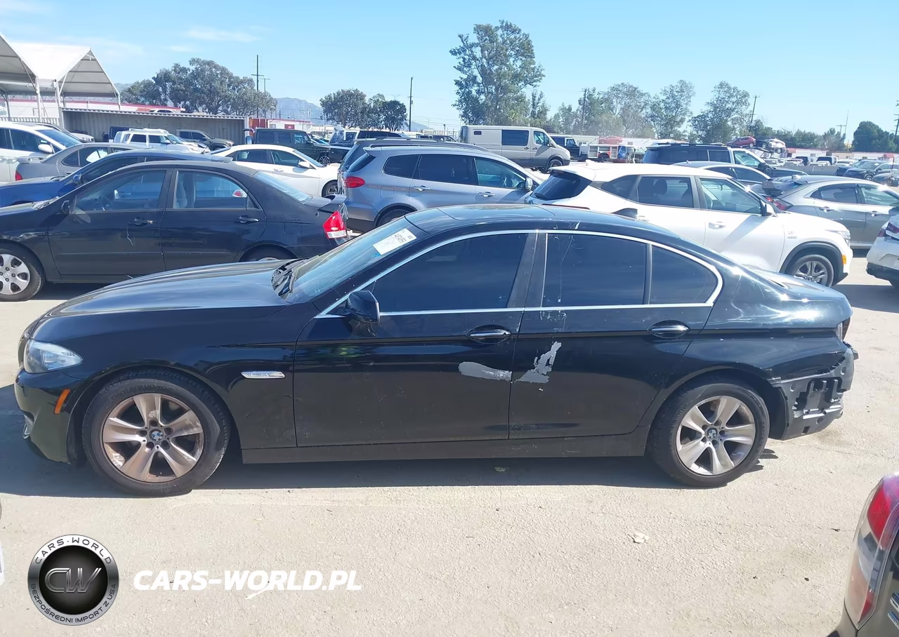 2013 BMW 528I VIN:WBAXG5C54DDY33939 - 15