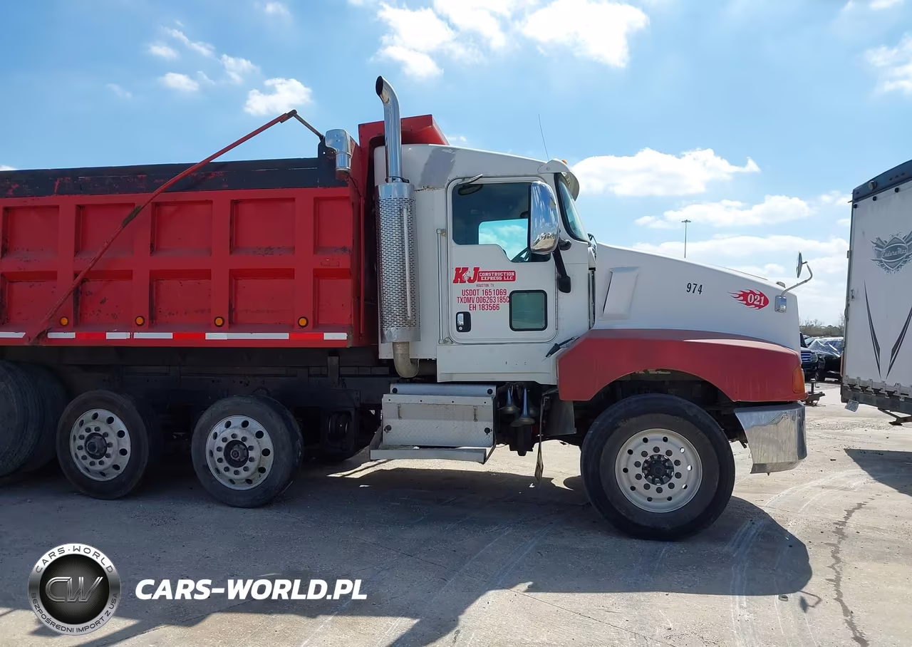 2006 Kenworth Construction T600 VIN:1XKADB9X16J110762 - 13