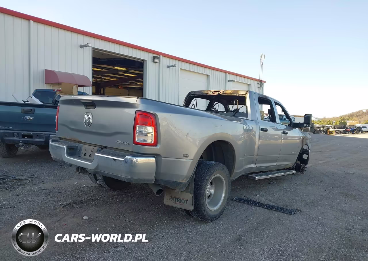 2021 Ram 3500 Tradesman 4X4 8' Box VIN:3C63RRGL1MG667434 - 3