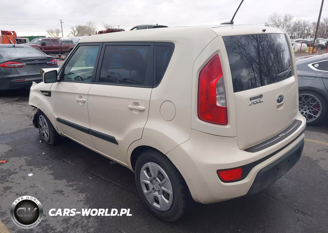 2013 Kia Soul VIN:KNDJT2A59D7775203 - 3