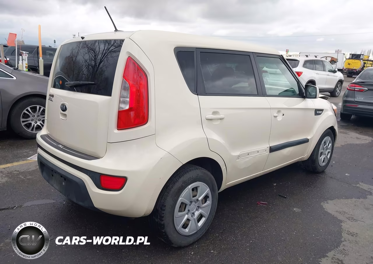2013 Kia Soul VIN:KNDJT2A59D7775203 - 4