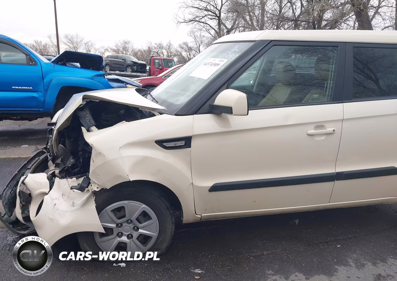 2013 Kia Soul VIN:KNDJT2A59D7775203 - 6