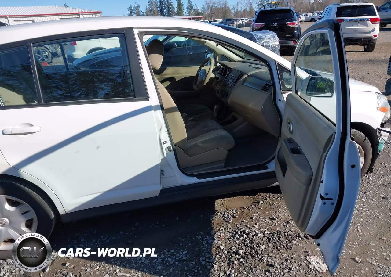 2011 Nissan Versa 1.8S VIN:3N1BC1CP6BL410244 - 5