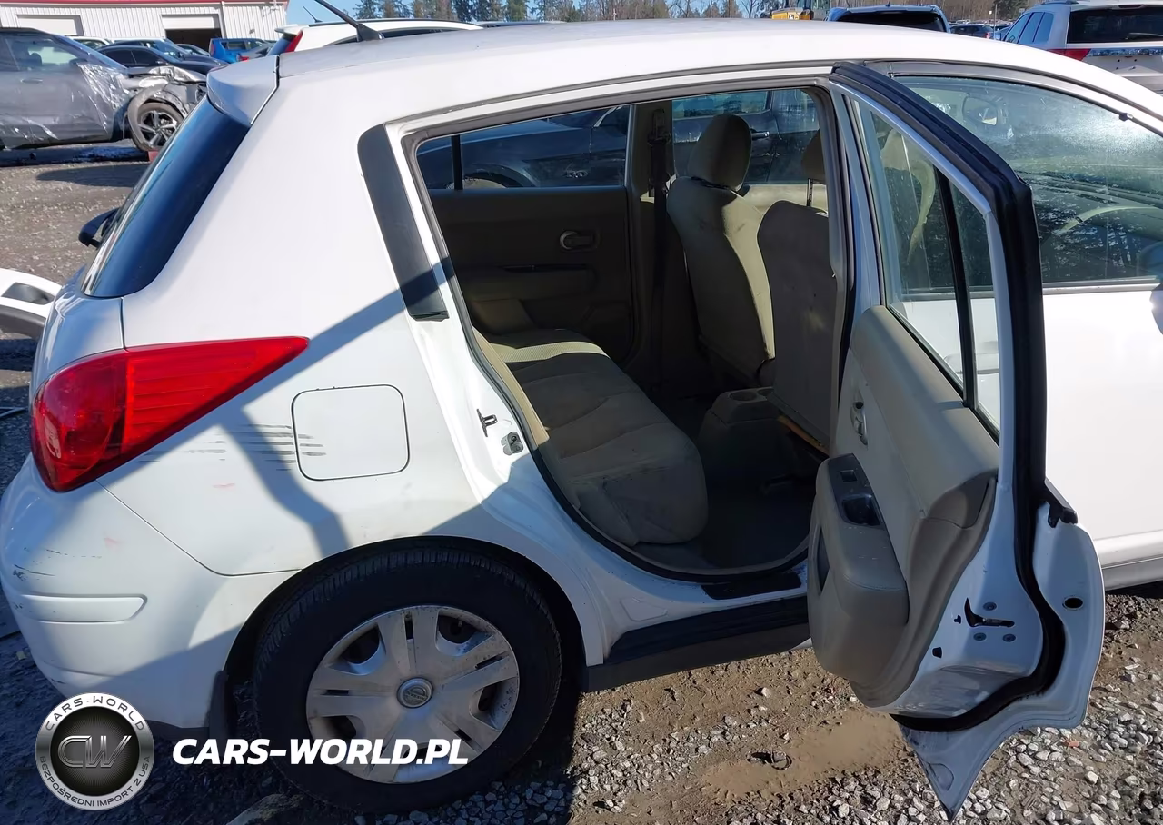2011 Nissan Versa 1.8S VIN:3N1BC1CP6BL410244 - 8