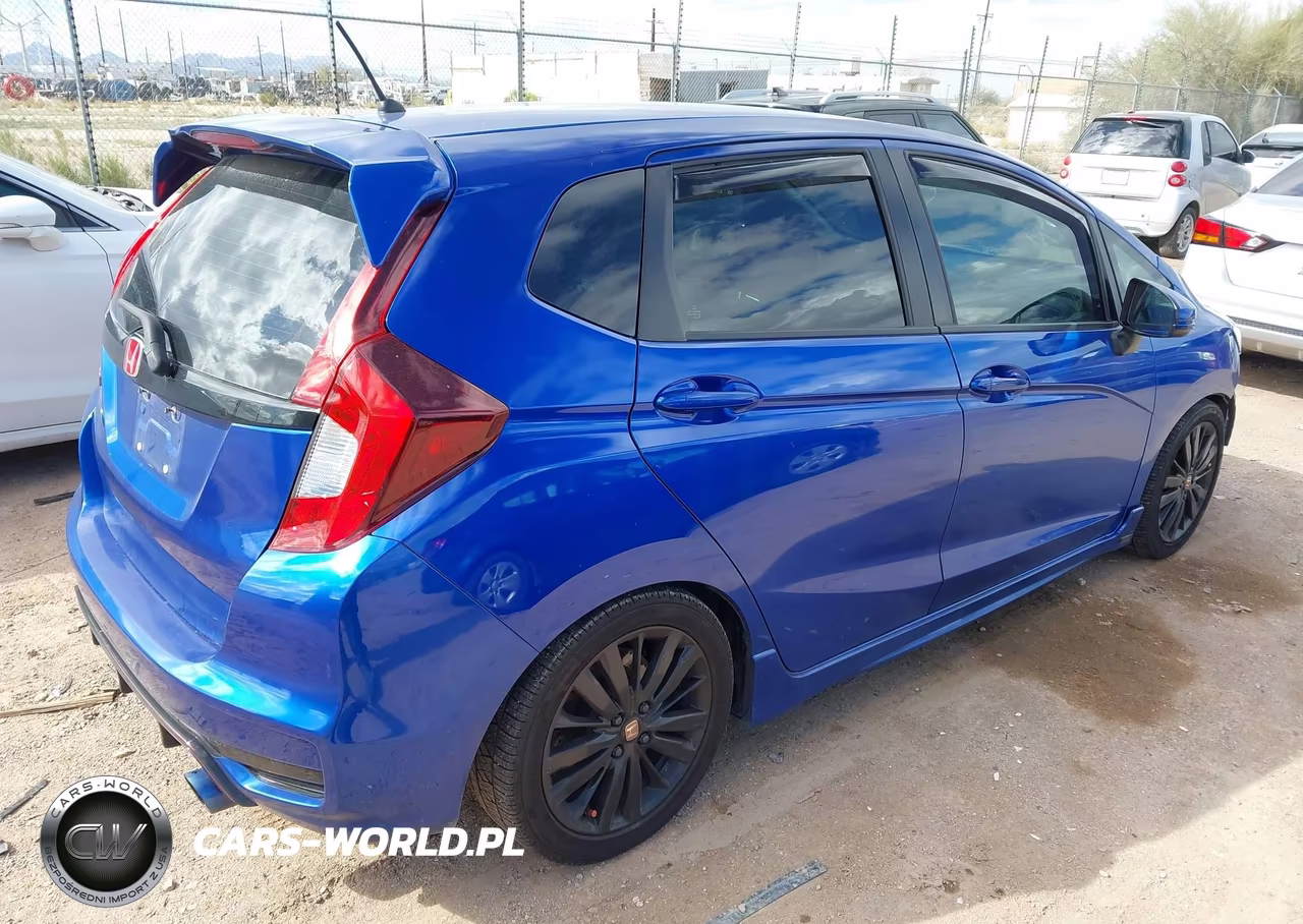 2019 Honda Fit Sport VIN:3HGGK5H68KM744557 - 4