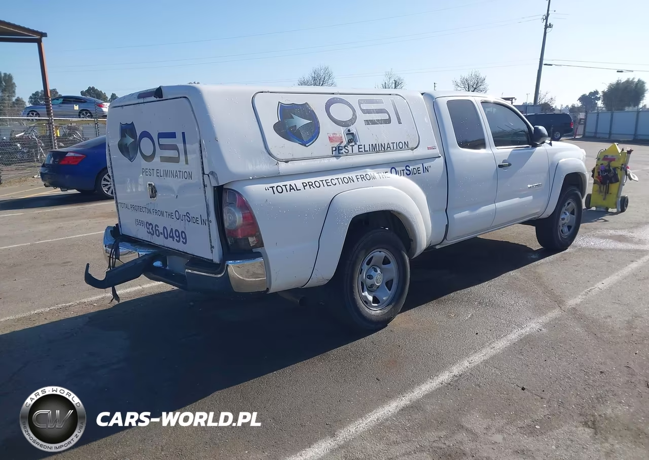 2013 Toyota Tacoma Prerunner VIN:5TFTX4GN7DX025377 - 4