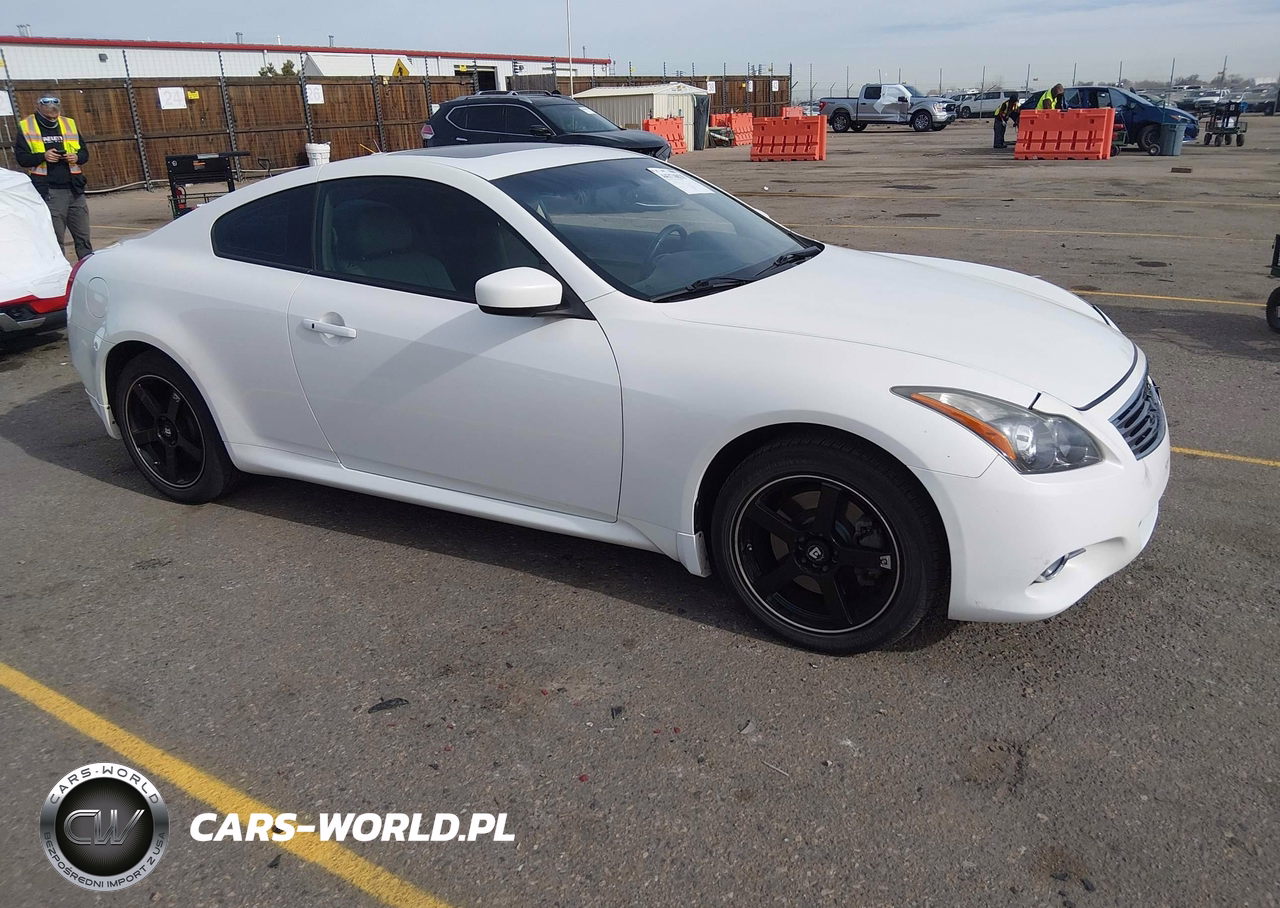 2013 Infiniti G37X