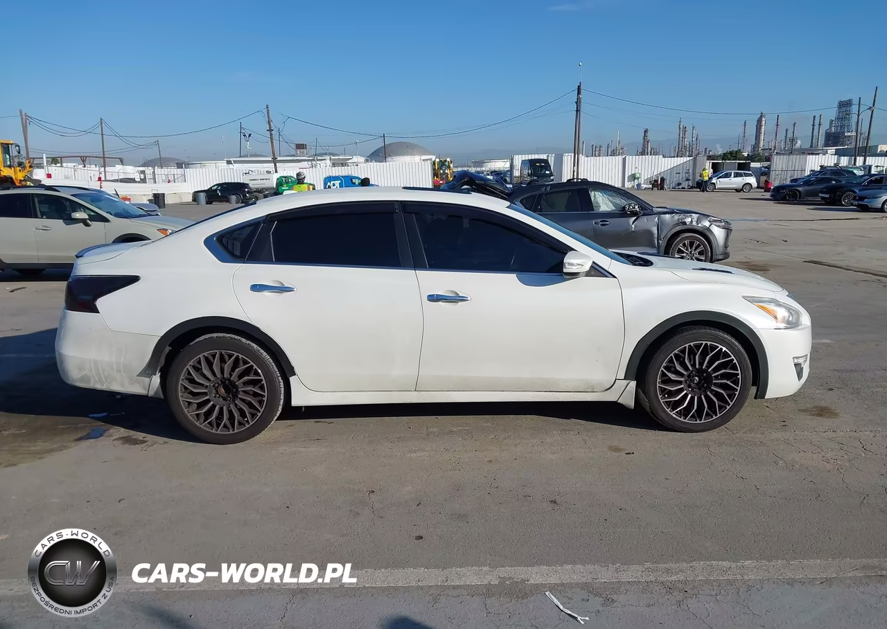 2015 Nissan Altima 2.5 Sv VIN:1N4AL3AP4FC486639 - 13