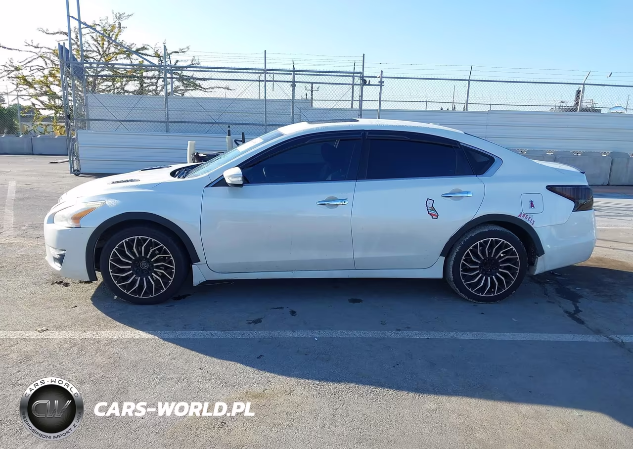 2015 Nissan Altima 2.5 Sv VIN:1N4AL3AP4FC486639 - 14