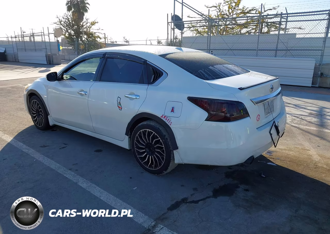 2015 Nissan Altima 2.5 Sv VIN:1N4AL3AP4FC486639 - 3