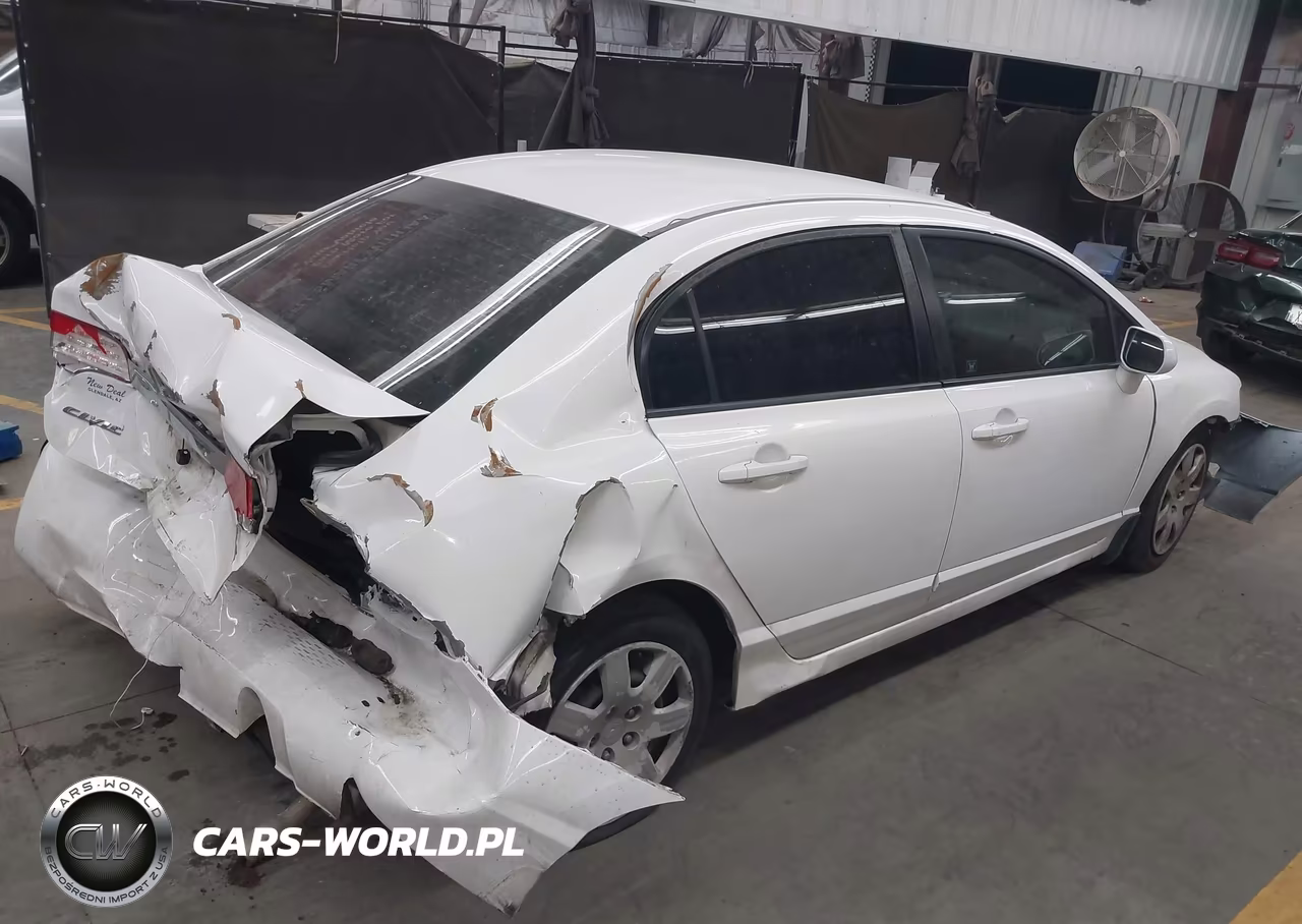2011 Honda Civic Lx VIN:2HGFA1F5XBH523820 - 4