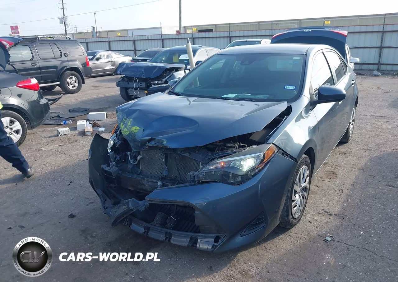 2019 Toyota Corolla Le VIN:2T1BURHE5KC163141 - 12