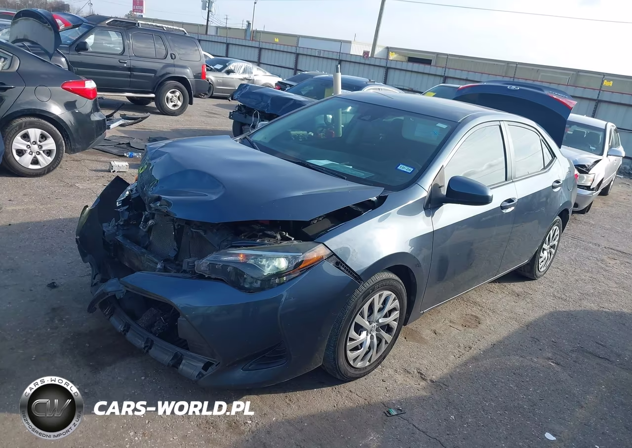 2019 Toyota Corolla Le VIN:2T1BURHE5KC163141 - 2