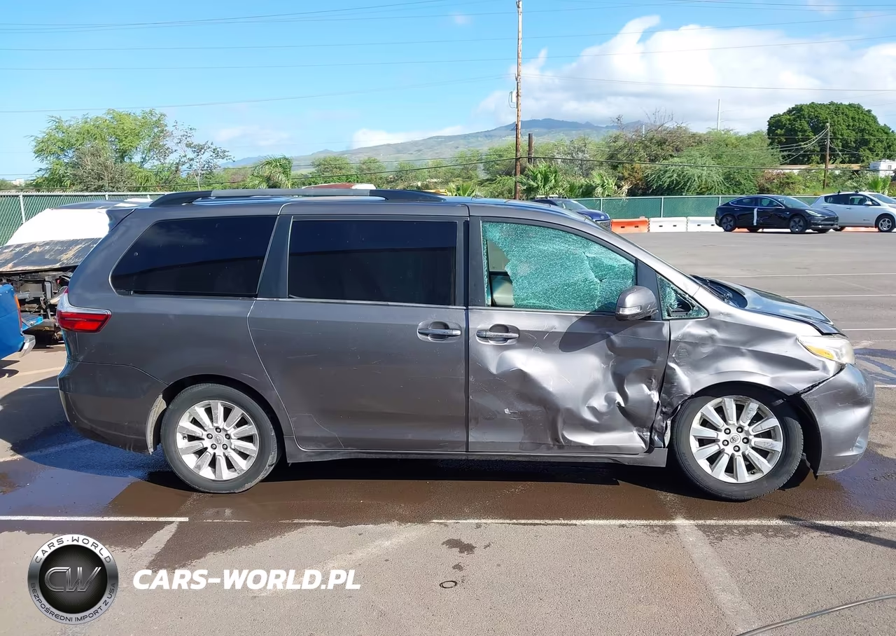 2015 Toyota Sienna Xle 7 Passenger-Xle 8 Passenger-Xle Premium 8 Passenger VIN:5TDYK3DC5FS572982 - 12