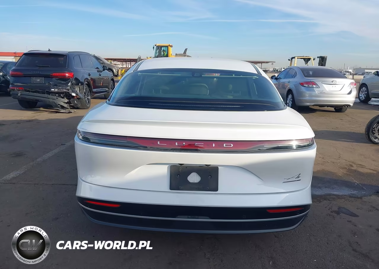 2024 Lucid Air Touring VIN:50EA1TEA0RA002435 - 17