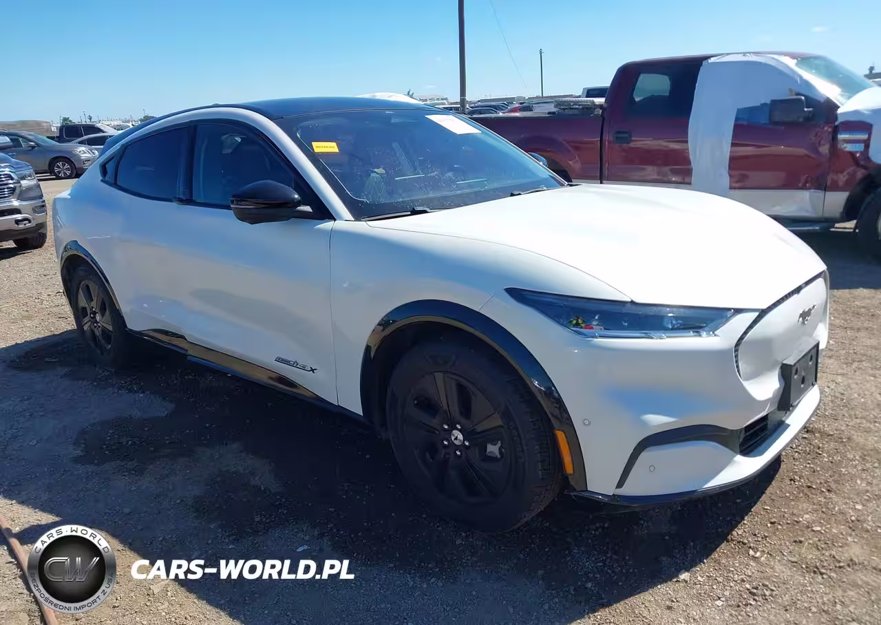 2021 Ford Mustang Mach-E California Route 1