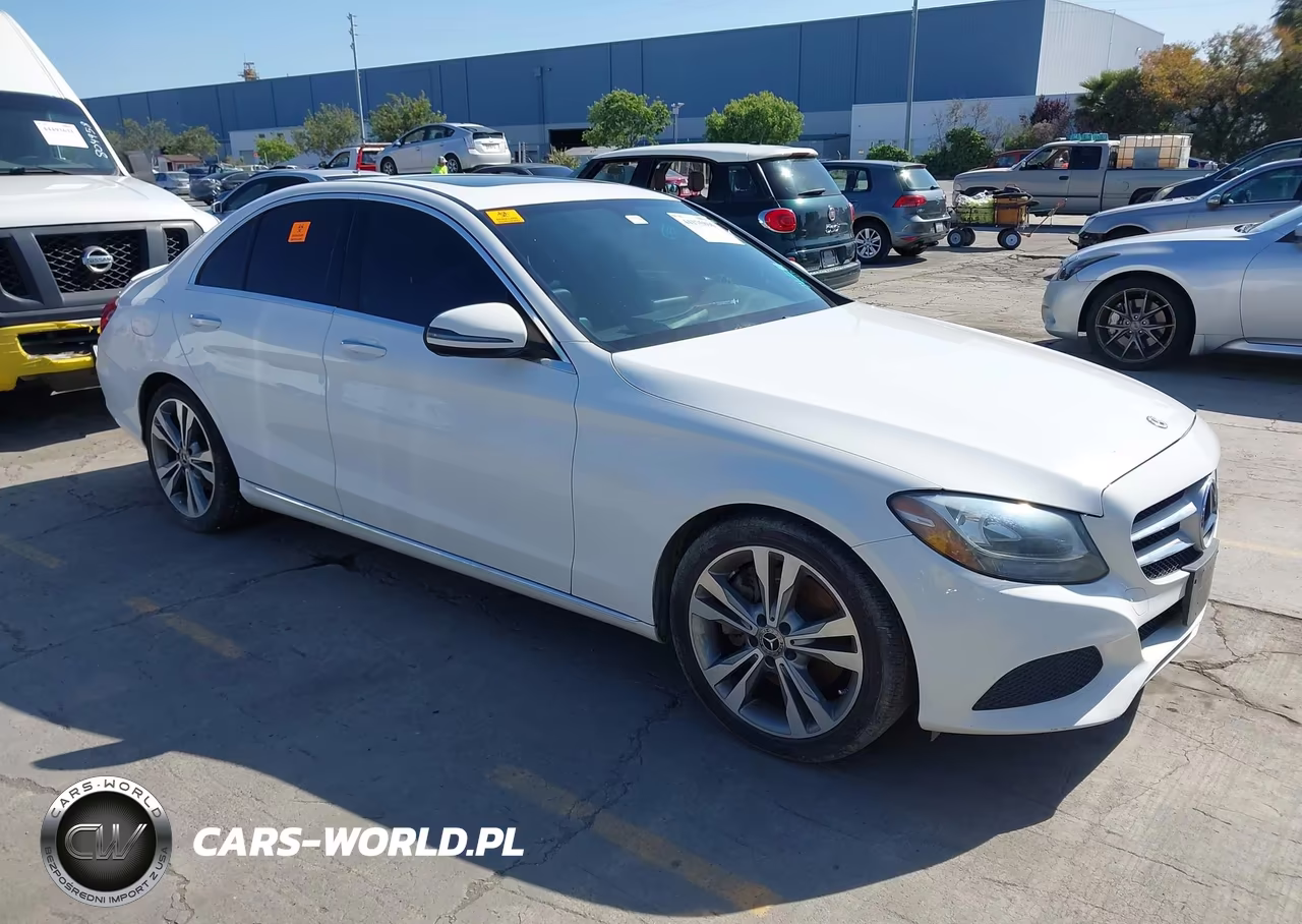 2018 Mercedes-Benz C 300 – zdjęcie 1 z 10