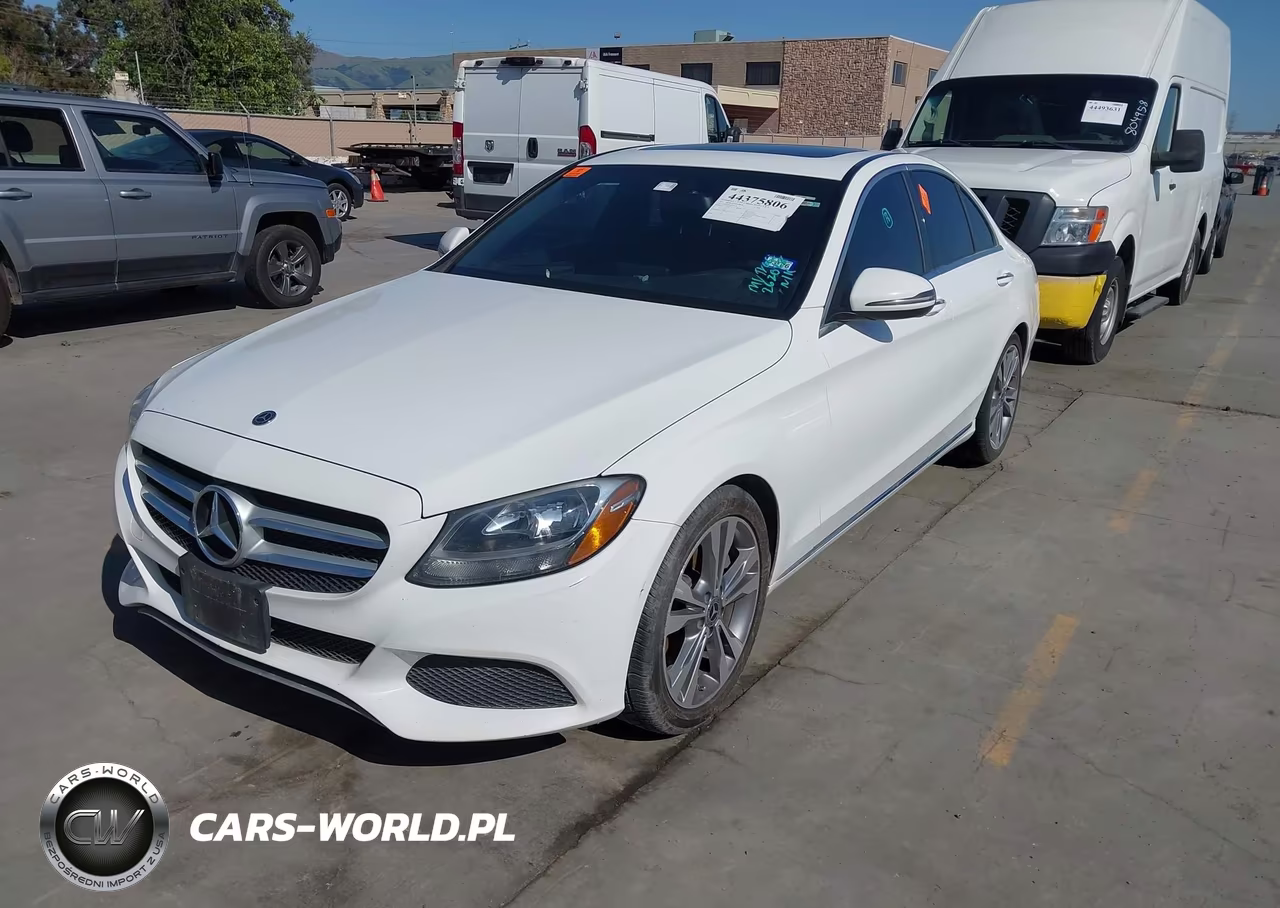 2018 Mercedes-Benz C 300 VIN:55SWF4JB1JU262028 - 6