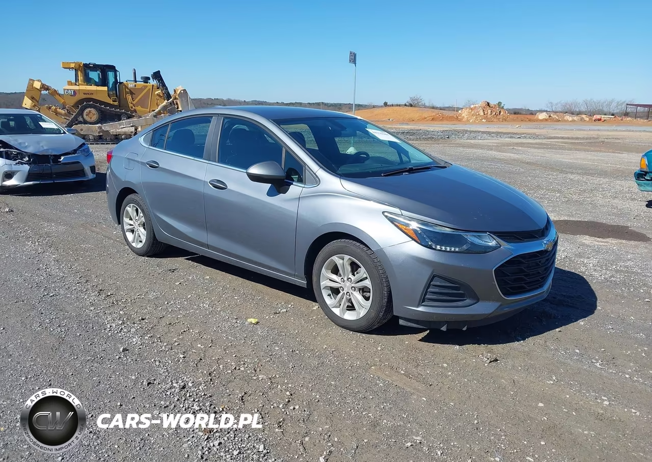 2019 Chevrolet Cruze Lt – zdjęcie 1 z 16