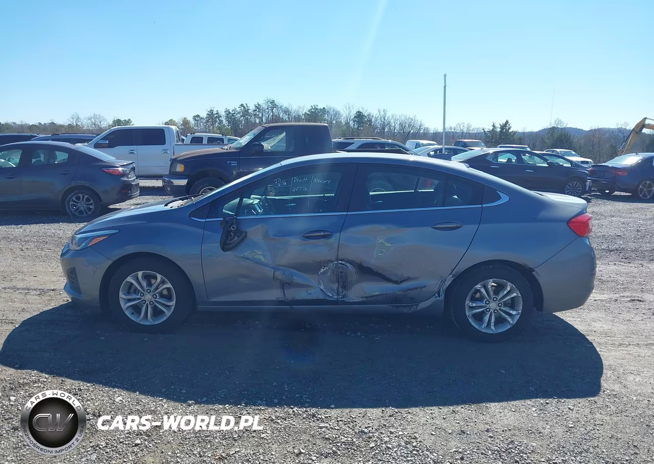 2019 Chevrolet Cruze Lt VIN:1G1BE5SM8K7139416 - 14