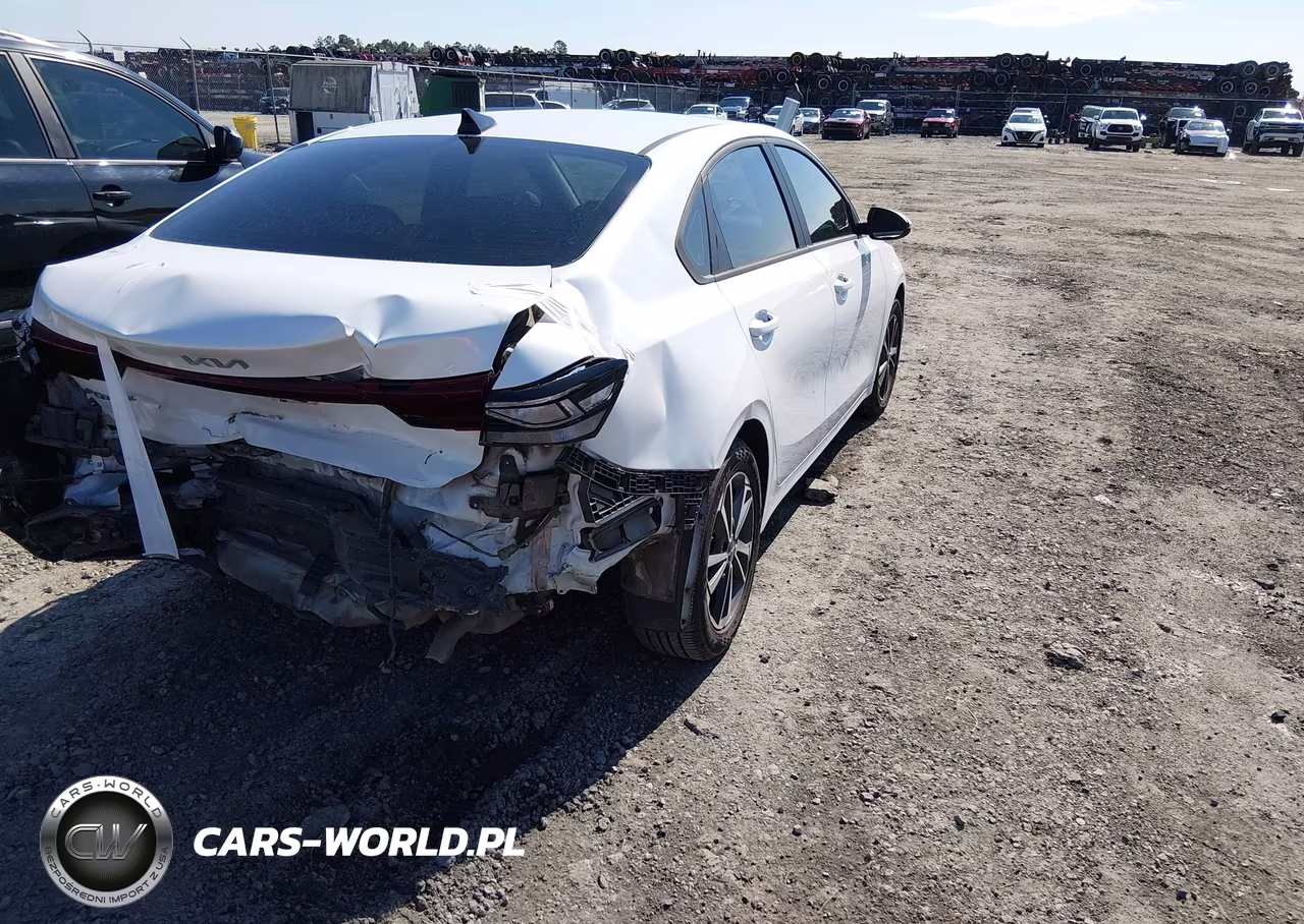2023 Kia Forte Lxs VIN:3KPF24AD5PE511315 - 4