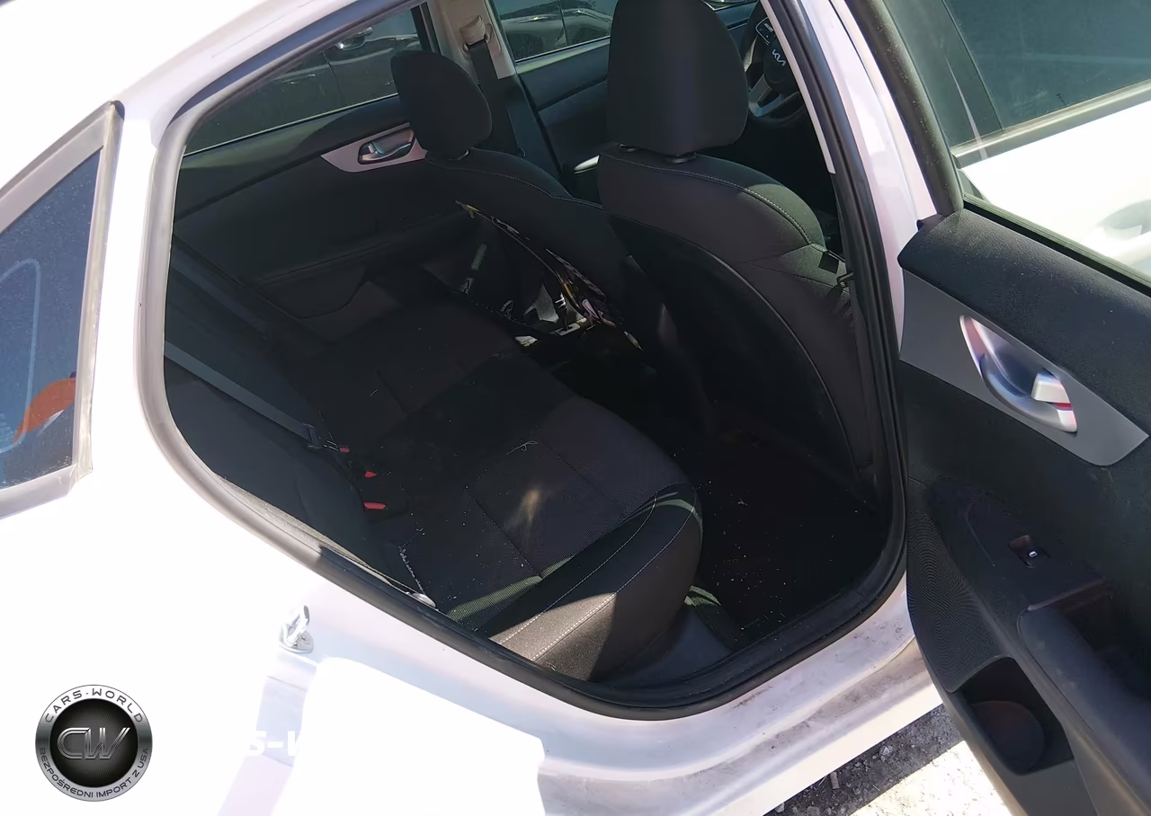 2023 Kia Forte Lxs VIN:3KPF24AD5PE511315 - 8