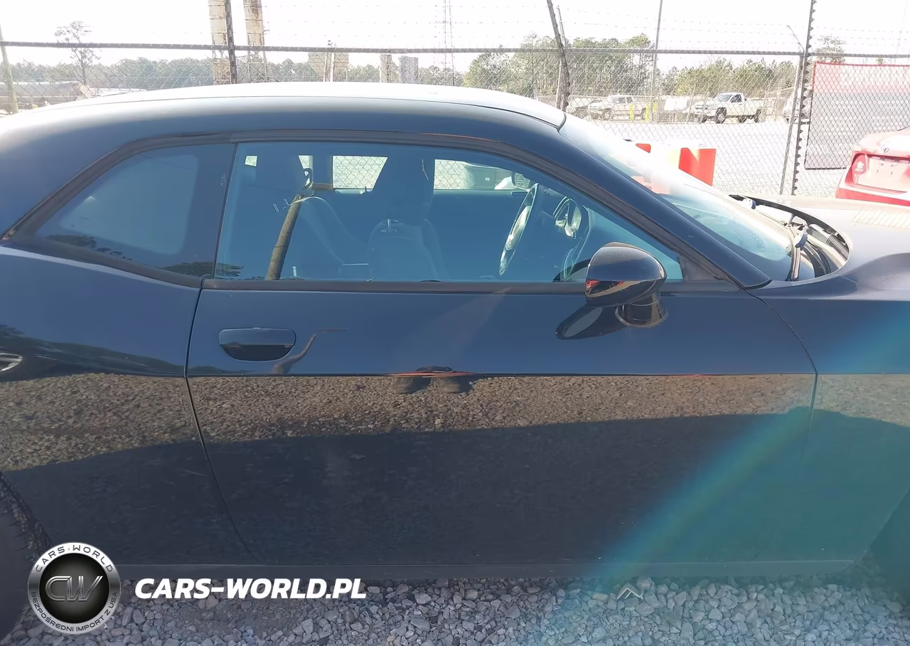2017 Dodge Challenger Sxt VIN:2C3CDZAG0HH588950 - 13
