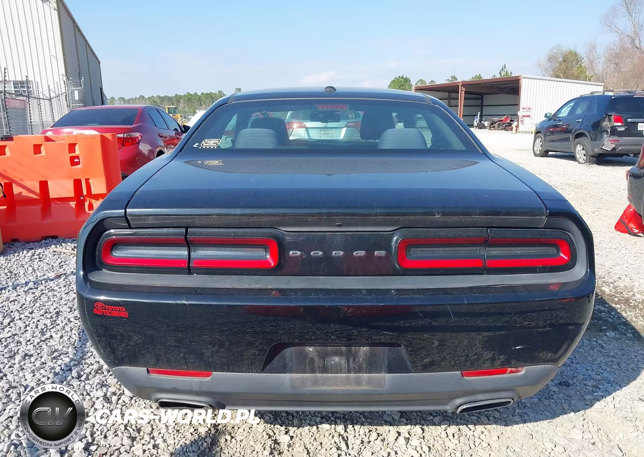 2017 Dodge Challenger Sxt VIN:2C3CDZAG0HH588950 - 16