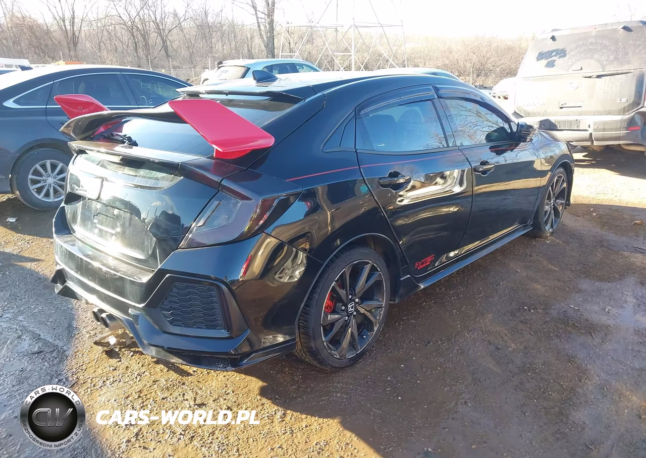 2017 Honda Civic Sport Touring VIN:SHHFK7H95HU219015 - 4