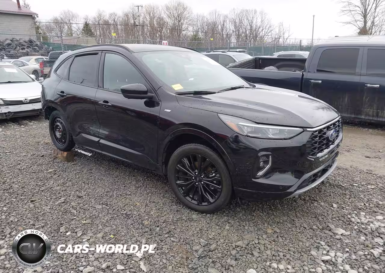 2023 Ford Escape St-Line Elite