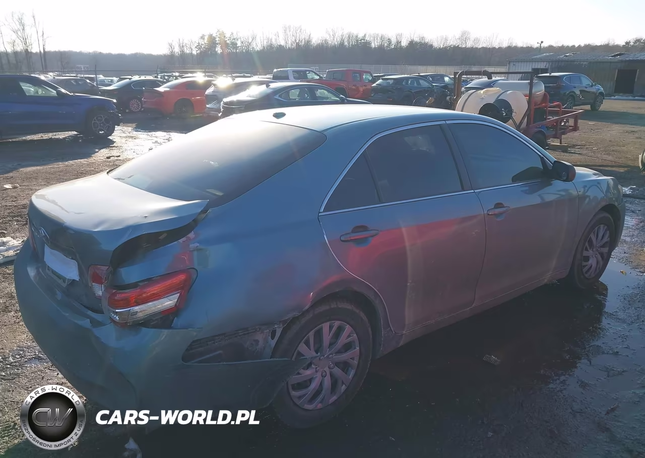 2011 Toyota Camry Le VIN:4T4BF3EK0BR123684 - 4