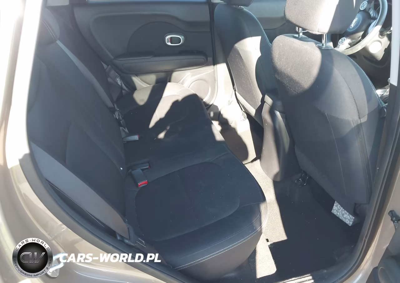 2015 Kia Soul VIN:KNDJN2A21F7134212 - 8