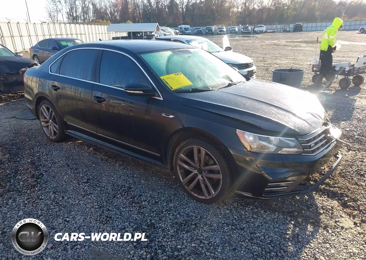 2017 Volkswagen Passat 1.8T R-Line