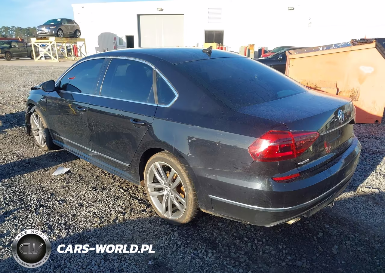 2017 Volkswagen Passat 1.8T R-Line VIN:1VWDT7A33HC066060 - 3