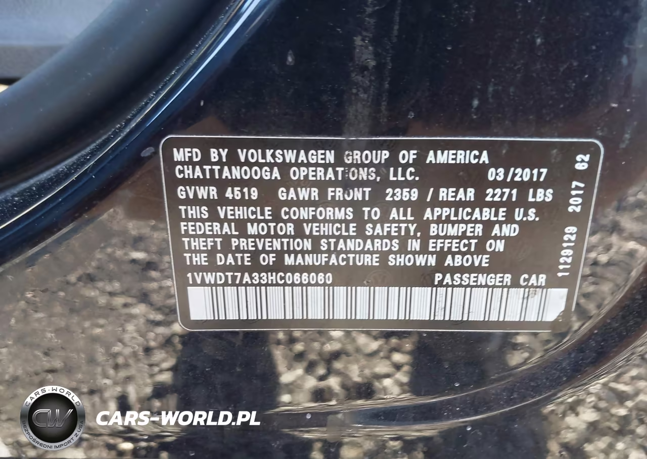 2017 Volkswagen Passat 1.8T R-Line VIN:1VWDT7A33HC066060 - 9