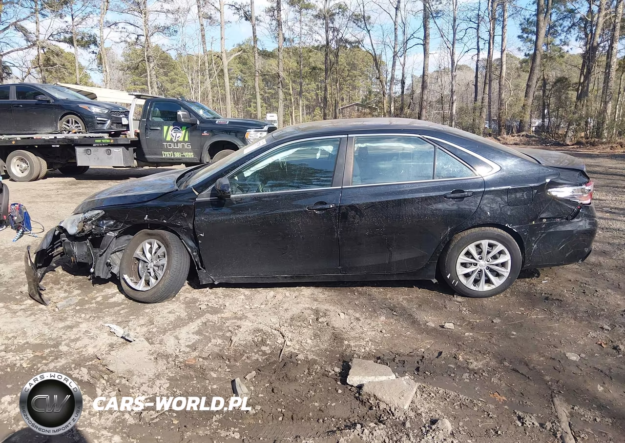 2017 Toyota Camry Le VIN:4T1BF1FK4HU815081 - 14