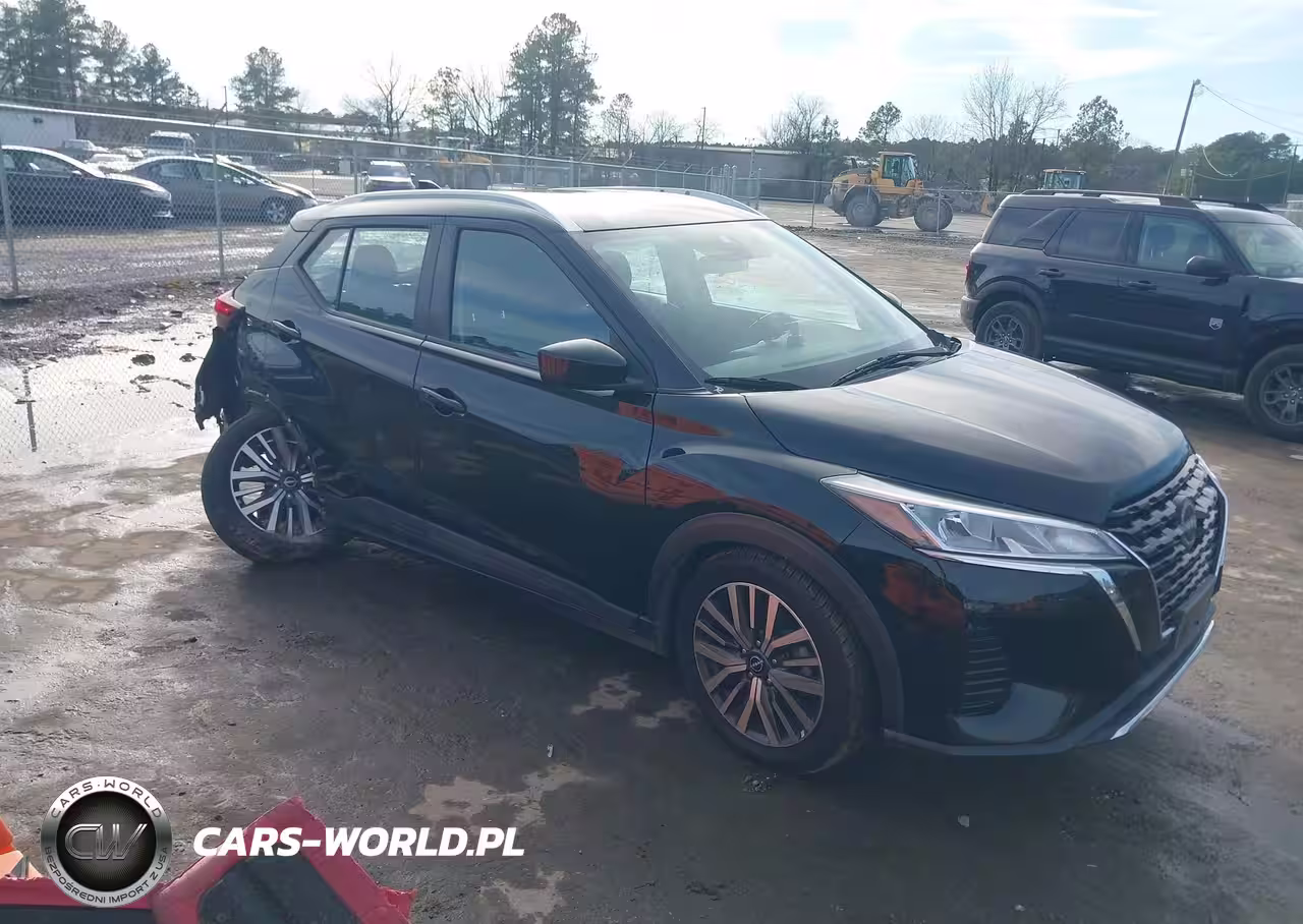 2022 Nissan Kicks Sv Xtronic Cvt