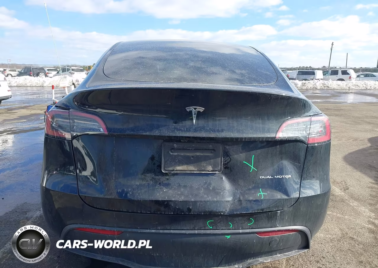 2023 Tesla Model Y VIN:7SAYGAEE4PF829385 - 15