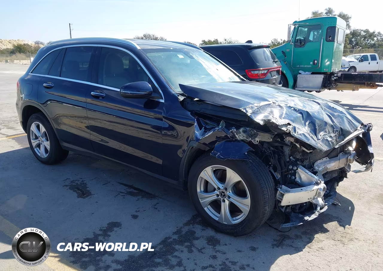 2017 Mercedes-Benz Glc 300 – zdjęcie 1 z 17