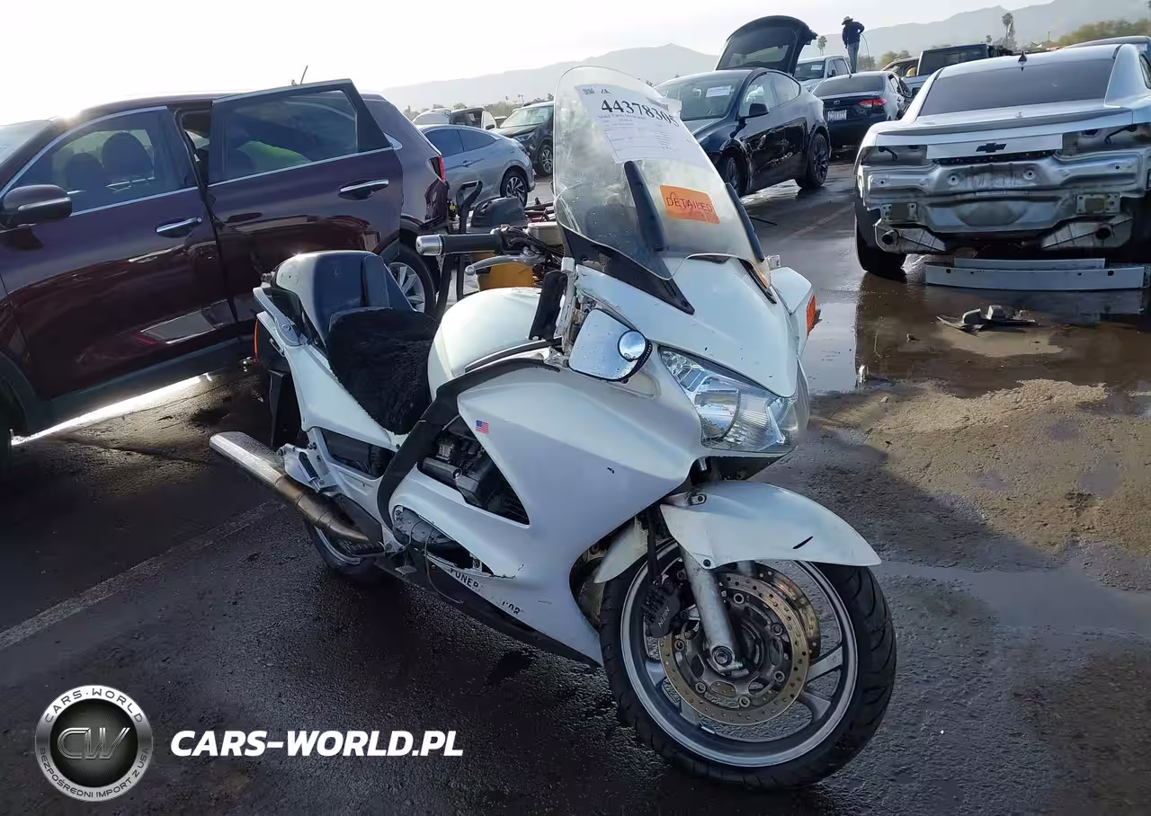 2004 Honda St1300