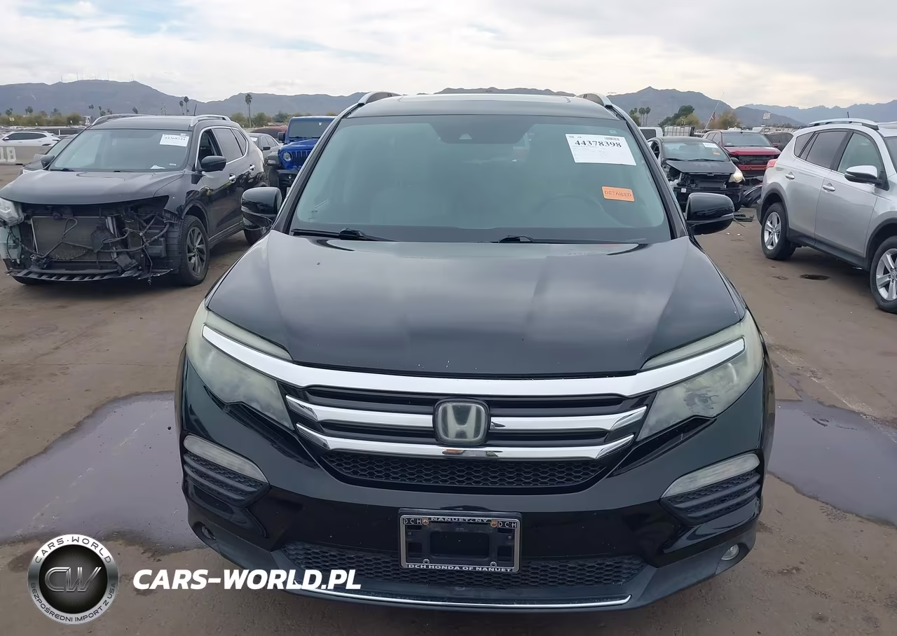 2016 Honda Pilot Touring VIN:5FNYF6H96GB085493 - 12