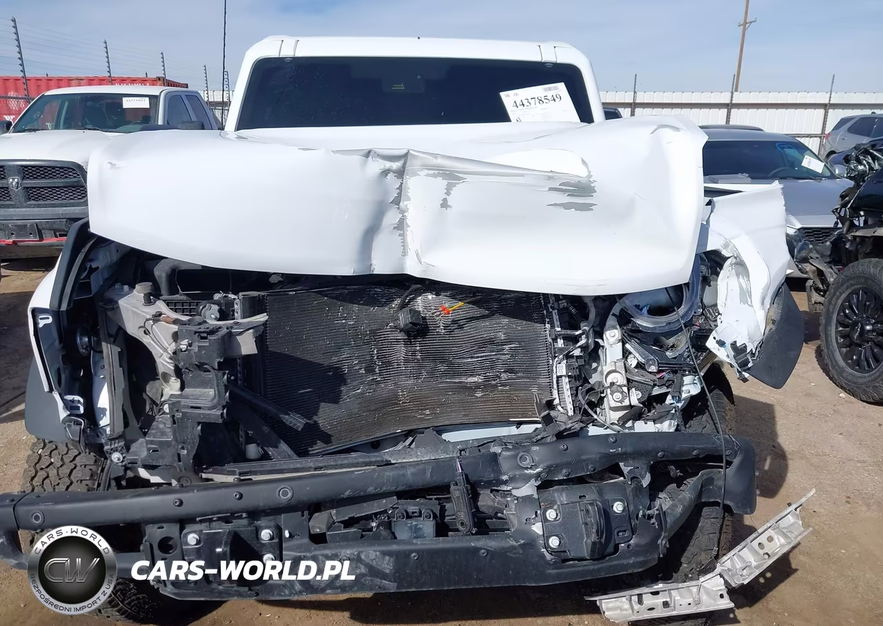 2025 Ford Bronco Badlands VIN:1FMEE9BP7SLB01393 - 12