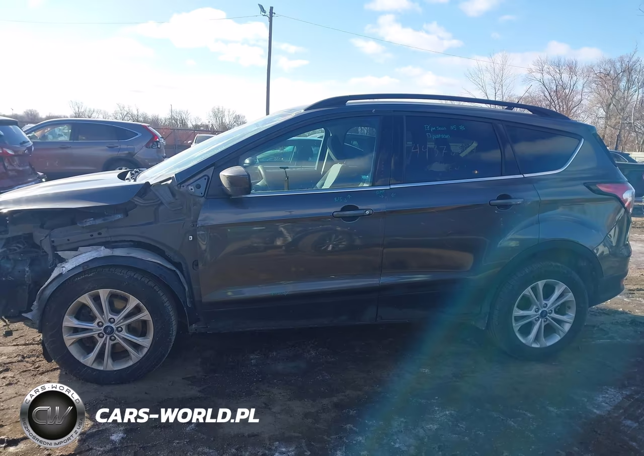 2018 Ford Escape Se VIN:1FMCU9GD0JUD49034 - 14