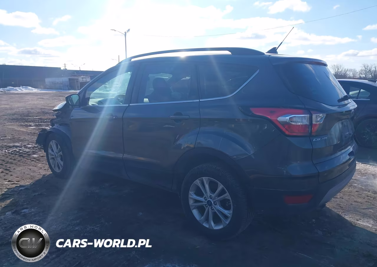 2018 Ford Escape Se VIN:1FMCU9GD0JUD49034 - 3