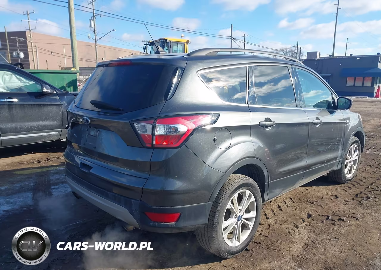 2018 Ford Escape Se VIN:1FMCU9GD0JUD49034 - 4