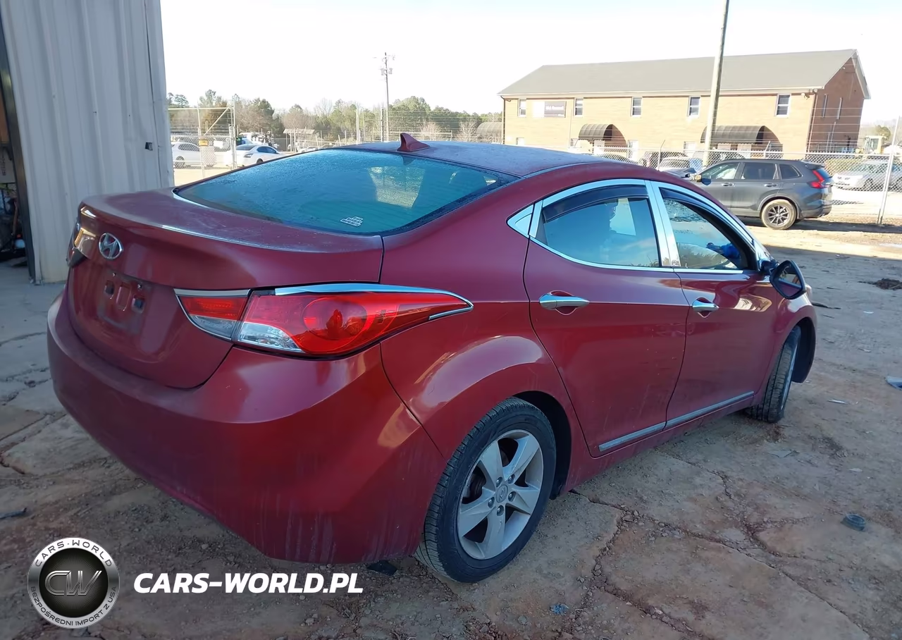 2013 Hyundai Elantra Gls-Limited VIN:KMHDH4AE6DU495570 - 4