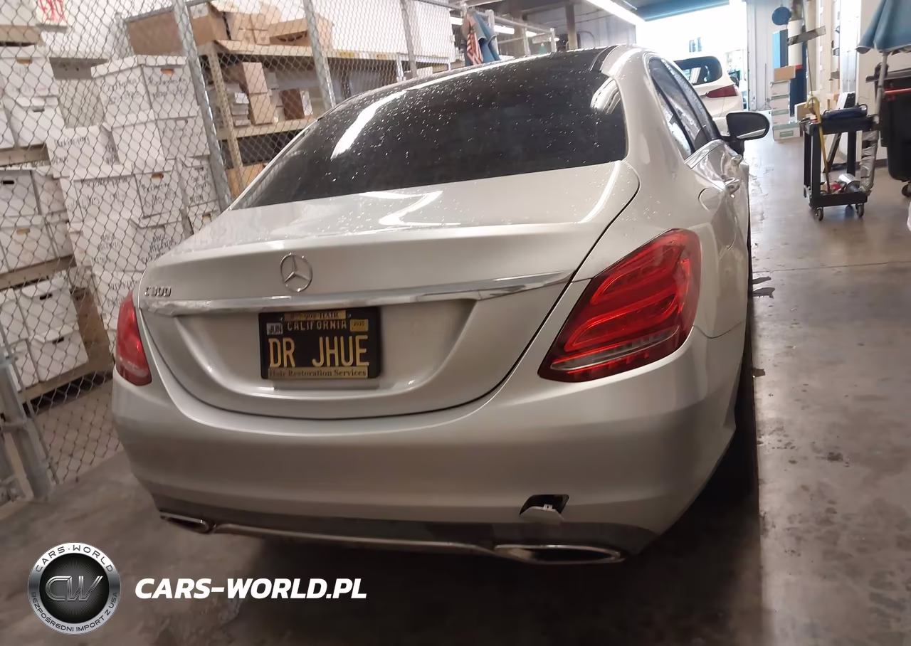 2015 Mercedes-Benz C 300 VIN:55SWF4JBXFU056276 - 16